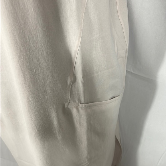 Lululemon Cream Sleeveless Shift Dress 6 NWT - Picture 6 of 12